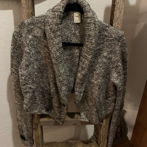 Trouve Sweaters - Trouve crop sweater